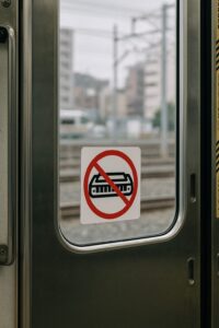 電車内は演奏禁止
